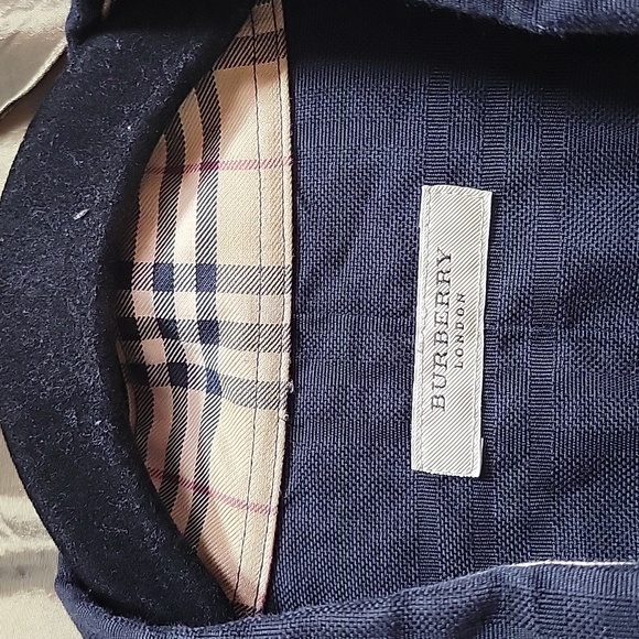 VGUC- Burberry ‘Classic Plaid Print on Print’ Dress Shirt w/French Cuffs - Picture 3 of 9